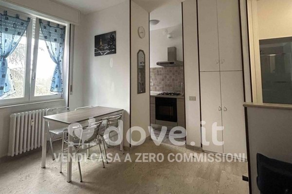 appartamento in vendita a Milano in zona Baggio
