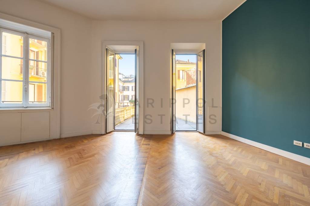 appartamento in vendita a Milano in zona Cadorna