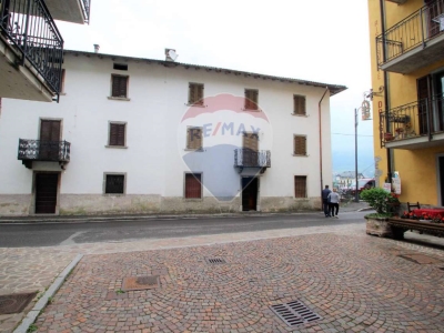casa indipendente in vendita a Milano