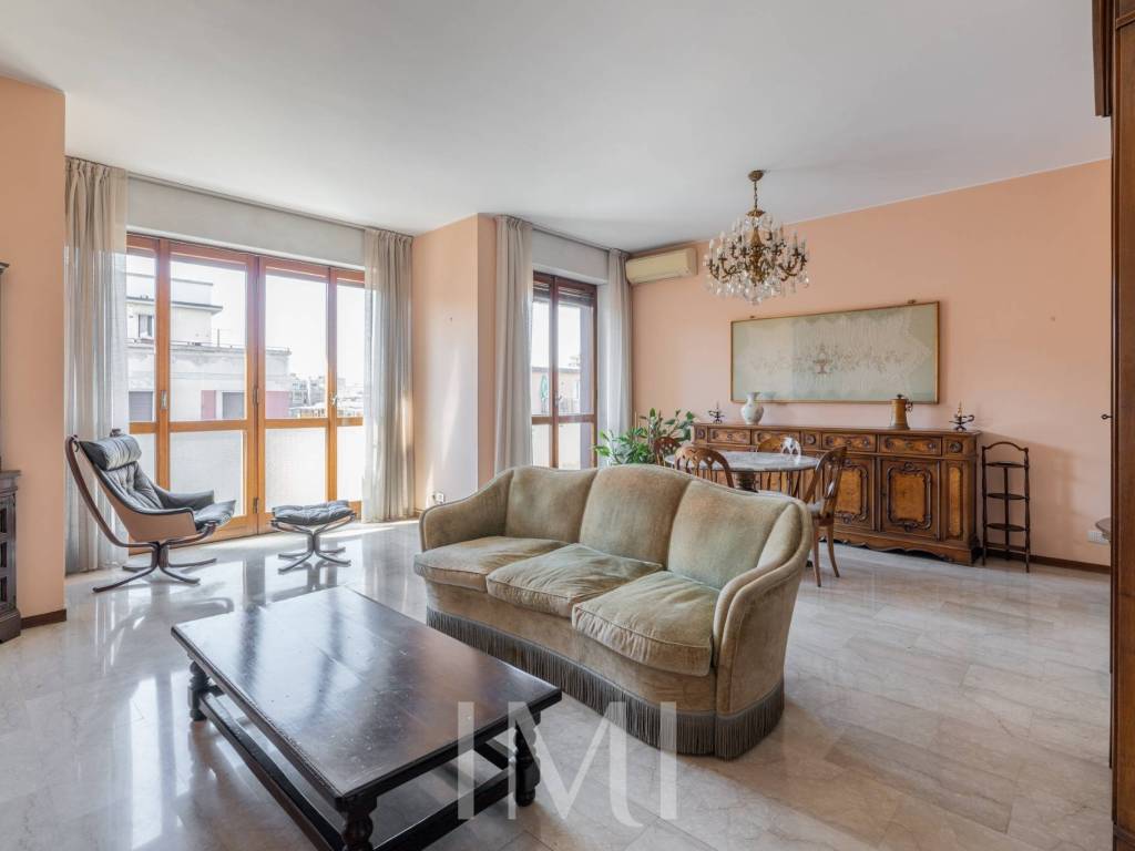 appartamento in vendita a Milano in zona Stadera