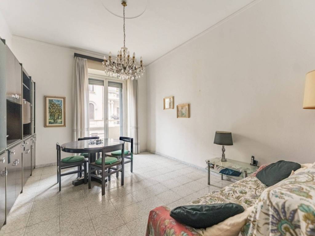 appartamento in vendita a Milano in zona Isola