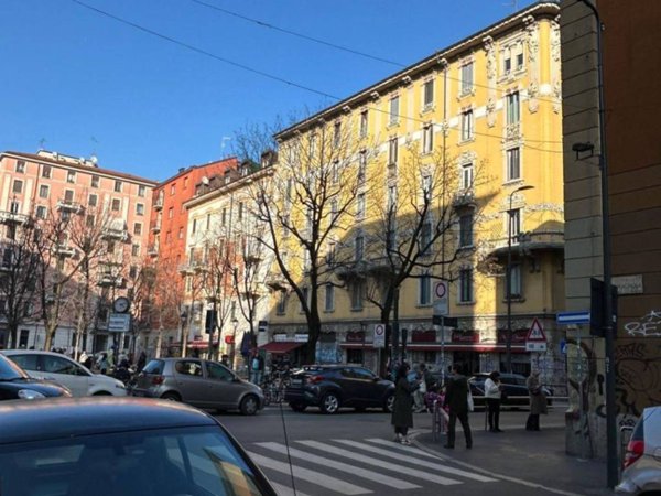 negozio in vendita a Milano in zona Isola
