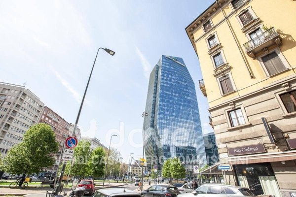 appartamento in vendita a Milano in zona Porta Garibaldi