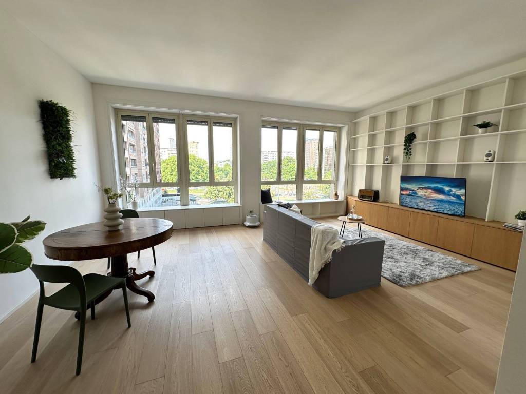 appartamento in vendita a Milano in zona Porta Nuova