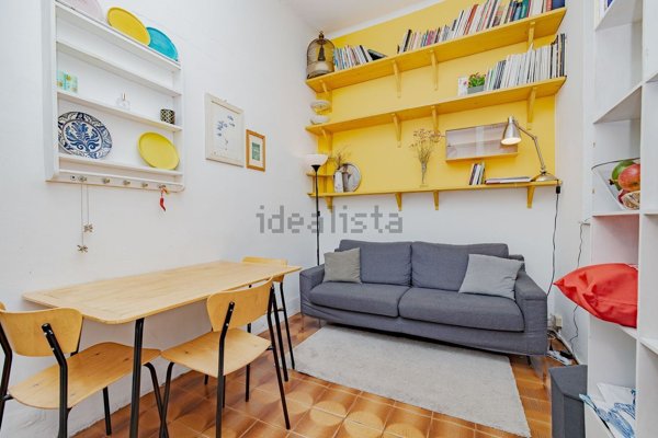 appartamento in vendita a Milano in zona Porta Genova