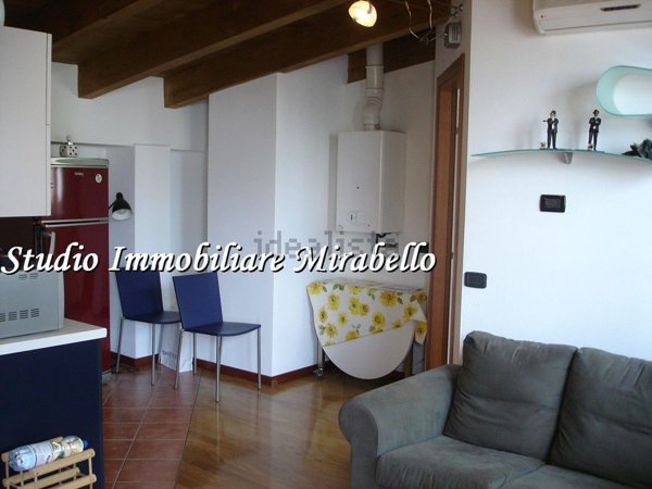 appartamento in vendita a Milano in zona Famagosta