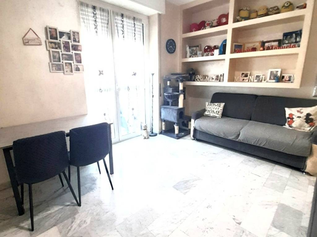 appartamento in vendita a Milano in zona Dergano