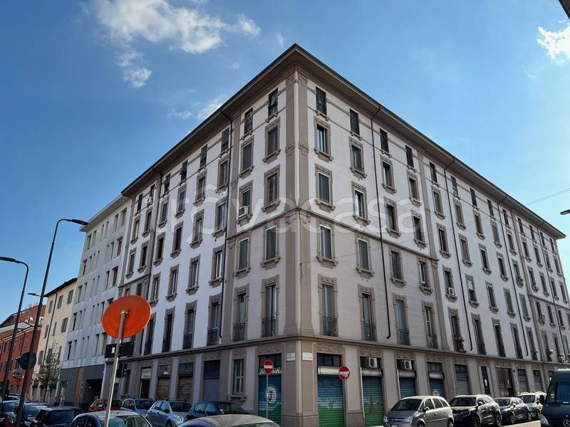 appartamento in vendita a Milano in zona Corvetto
