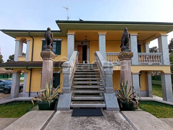 casa indipendente in vendita a Milano in zona Cadorna