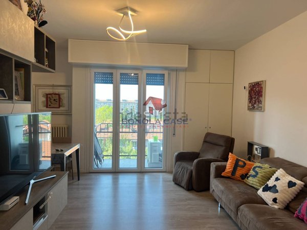 appartamento in vendita a Milano in zona Gallaratese