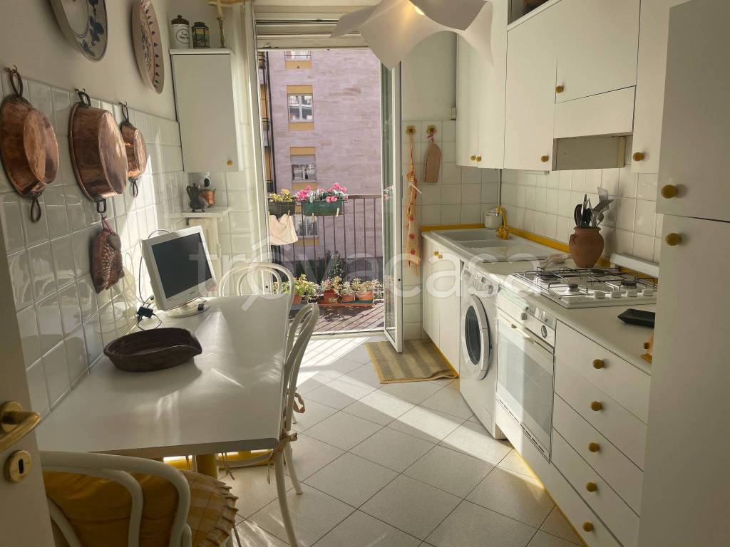 appartamento in vendita a Milano in zona Maggiolina
