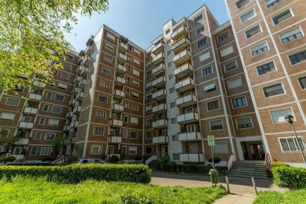 appartamento in vendita a Milano in zona Chiesa Rossa