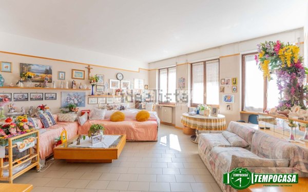 appartamento in vendita a Milano in zona Baggio