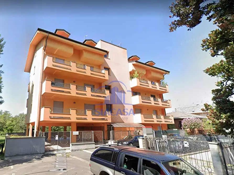 appartamento in vendita a Milano in zona Bovisasca