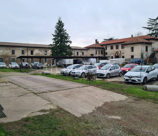 casa indipendente in vendita a Milano in zona Chiesa Rossa