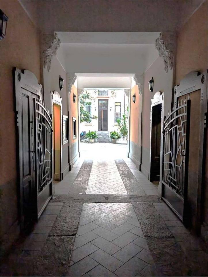 appartamento in vendita a Milano in zona Isola