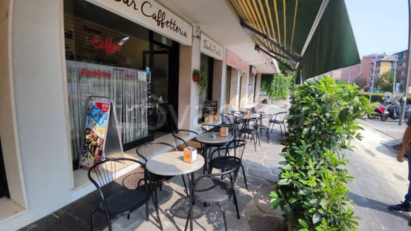 negozio in vendita a Milano in zona Forlanini