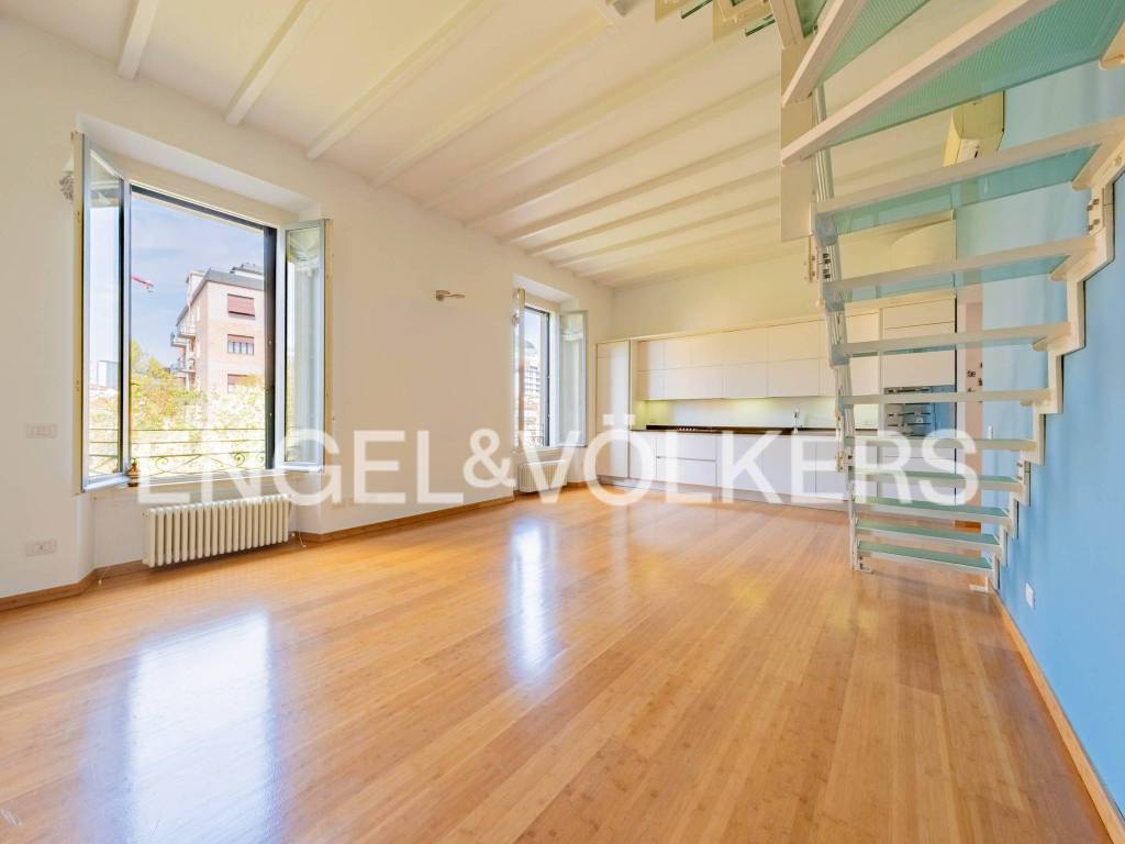 appartamento in vendita a Milano in zona Brera