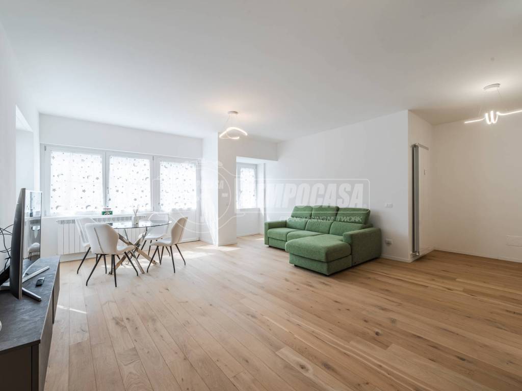 appartamento in vendita a Milano in zona Vigentino