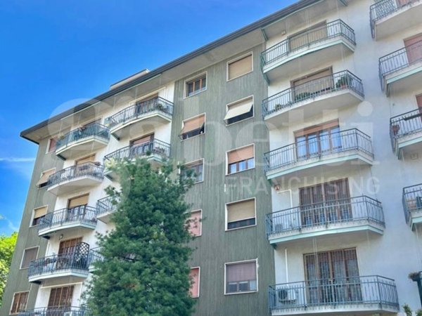 appartamento in vendita a Milano in zona Precotto
