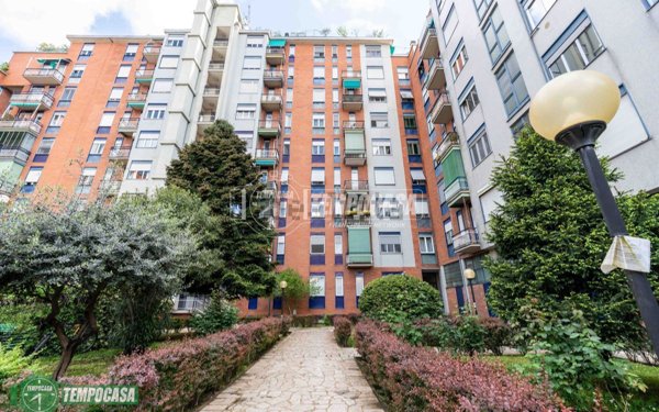 appartamento in vendita a Milano in zona Crescenzago