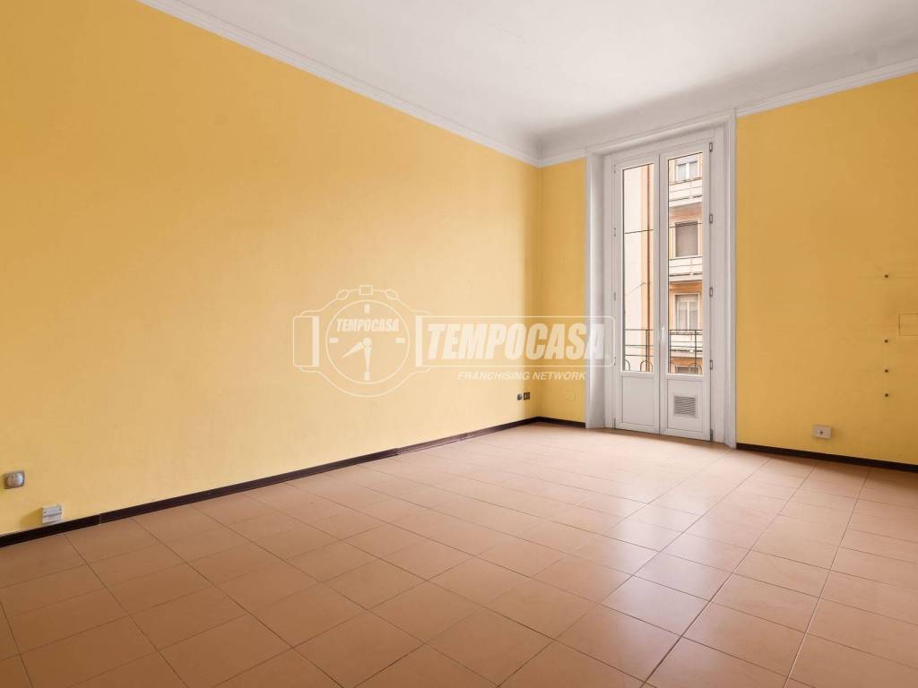 appartamento in vendita a Milano in zona Città Studi
