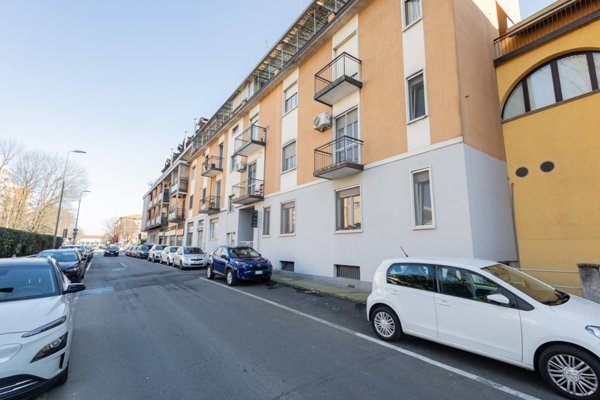 appartamento in vendita a Milano in zona Gratosoglio