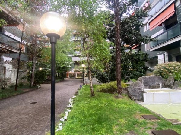 appartamento in vendita a Milano in zona Solari