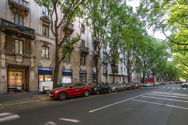 negozio in vendita a Milano