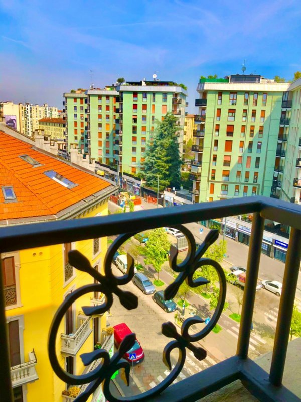 appartamento in vendita a Milano in zona Piazzale Lodi