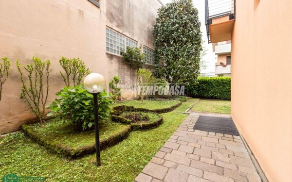 appartamento in vendita a Milano in zona Crescenzago