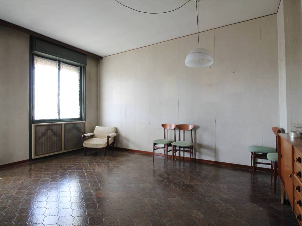 appartamento in vendita a Milano in zona Gallaratese