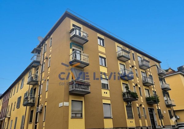 appartamento in vendita a Milano in zona Famagosta
