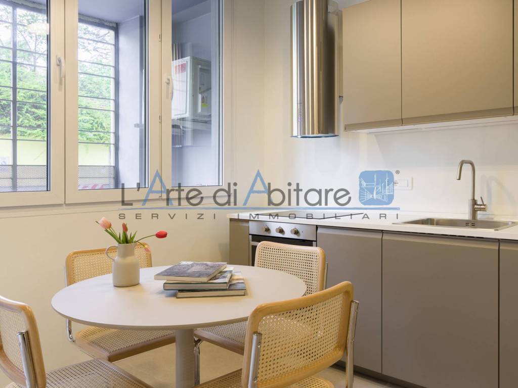 appartamento in vendita a Milano in zona Ghisolfa