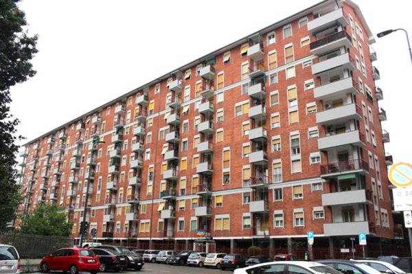 appartamento in vendita a Milano in zona Gallaratese