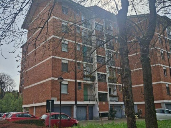 appartamento in vendita a Milano in zona Chiesa Rossa
