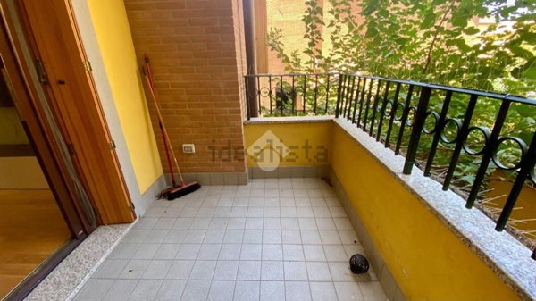 appartamento in vendita a Milano in zona Baggio