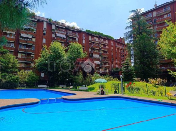 appartamento in vendita a Milano in zona Feltre