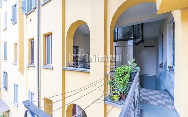 appartamento in vendita a Milano in zona Isola