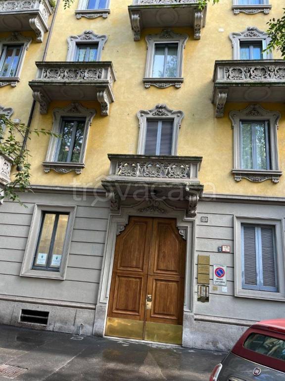 appartamento in vendita a Milano in zona Loreto