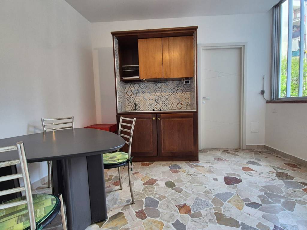appartamento in vendita a Milano in zona Loreto