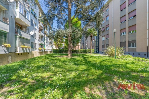 appartamento in vendita a Milano in zona Corvetto