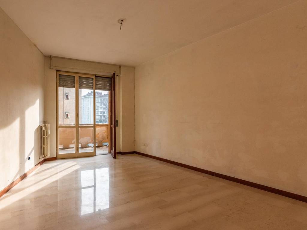 appartamento in vendita a Milano in zona Corvetto