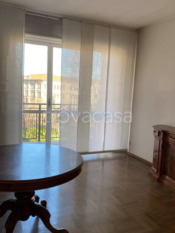 appartamento in vendita a Milano in zona Maciachini