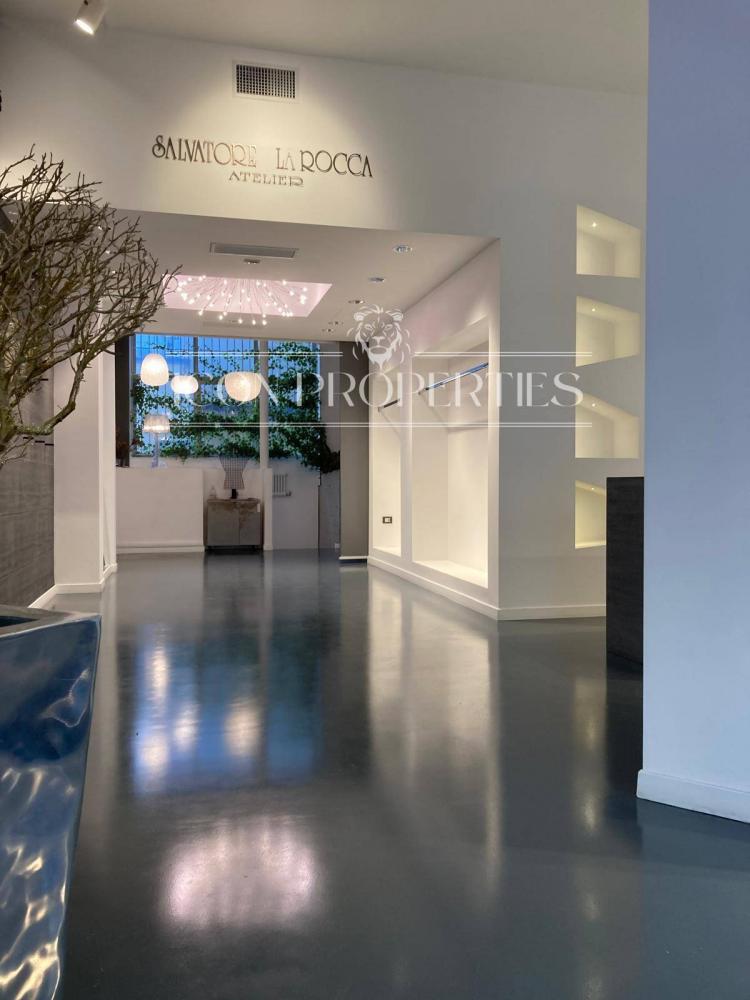 negozio in vendita a Milano in zona Porta Venezia
