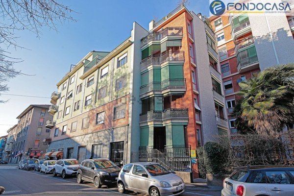 appartamento in vendita a Milano in zona Stadera