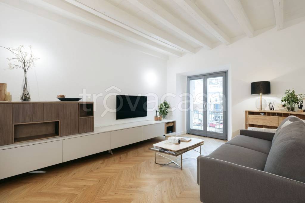 appartamento in vendita a Milano in zona Porta Romana