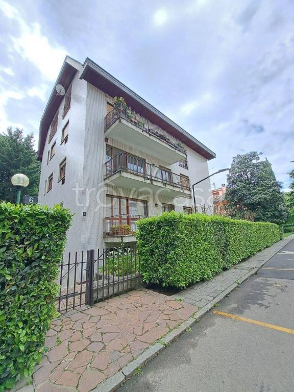 appartamento in vendita a Milano in zona Maggiolina