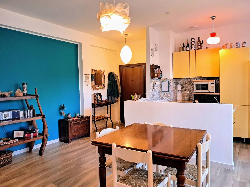 appartamento in vendita a Milano in zona Forlanini