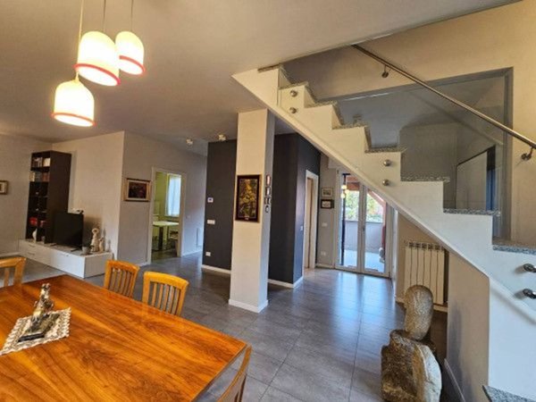 casa indipendente in vendita a Milano in zona Isola